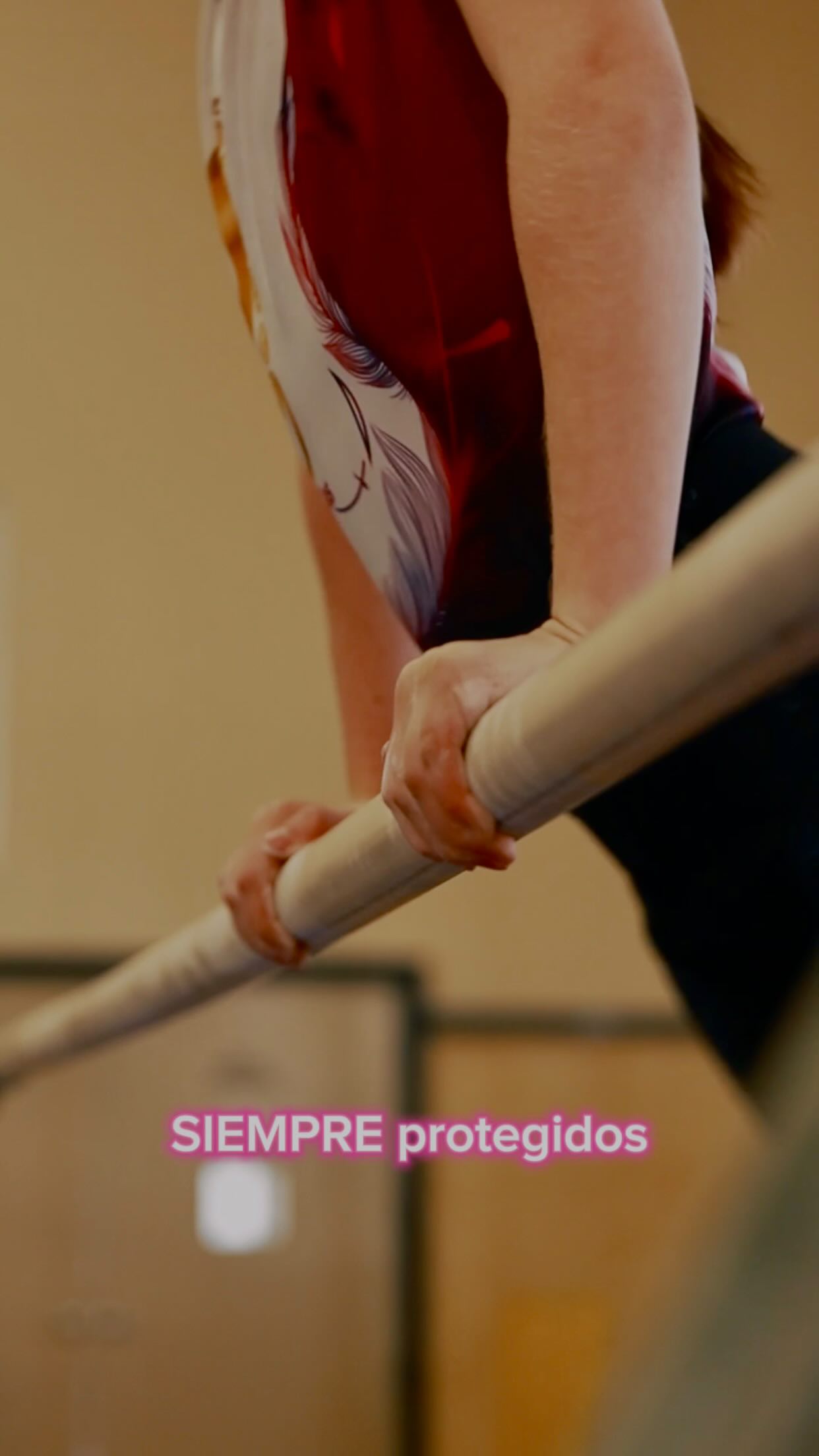 ✨ En Bugambilias Club, creemos que el deporte es mucho más que solo actividad física. Es un espacio donde los niños pueden desarrollar habilidades, fortalecer su confianza y hacer nuevos amigos. Además de nuestras modernas instalaciones, ofrecemos un ambiente lleno de motivación y aprendizaje continuo.
Nuestros profesores especializados no solo enseñan técnicas, sino que también impulsan valores como la disciplina, el trabajo en equipo y la superación personal. Todo esto mientras los niños se divierten y exploran su pasión por la gimnasia. 🤸🏽♂️🤸🏻♀️
🚸 La seguridad es nuestra prioridad. Desde las instalaciones hasta la supervisión, garantizamos que cada niño esté siempre en un entorno protegido y adecuado para su crecimiento.
🌟 Si estás buscando un lugar donde tu hijo pueda disfrutar, aprender y crecer, Bugambilias Club es el lugar ideal. ¡Te invitamos a visitarnos y a formar parte de nuestra comunidad deportiva!
#ViveBugambiliasClub #BugambiliasClub #EducaciónYDeporte #GimnasiaParaTodos
